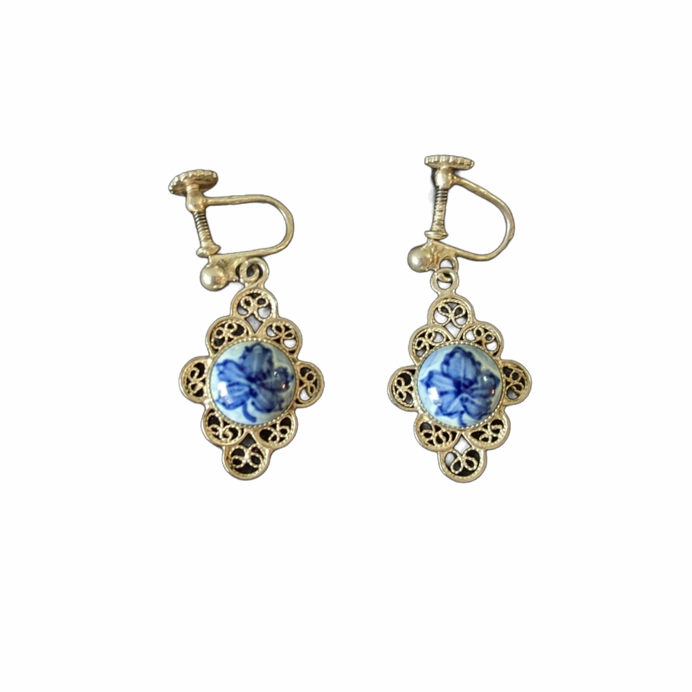 Vintage Hand Made Screw On Earings